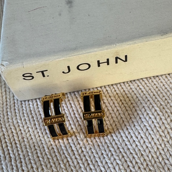 St. John Jewelry - St. John signed gold hoop pierced earrings black enamel EVC